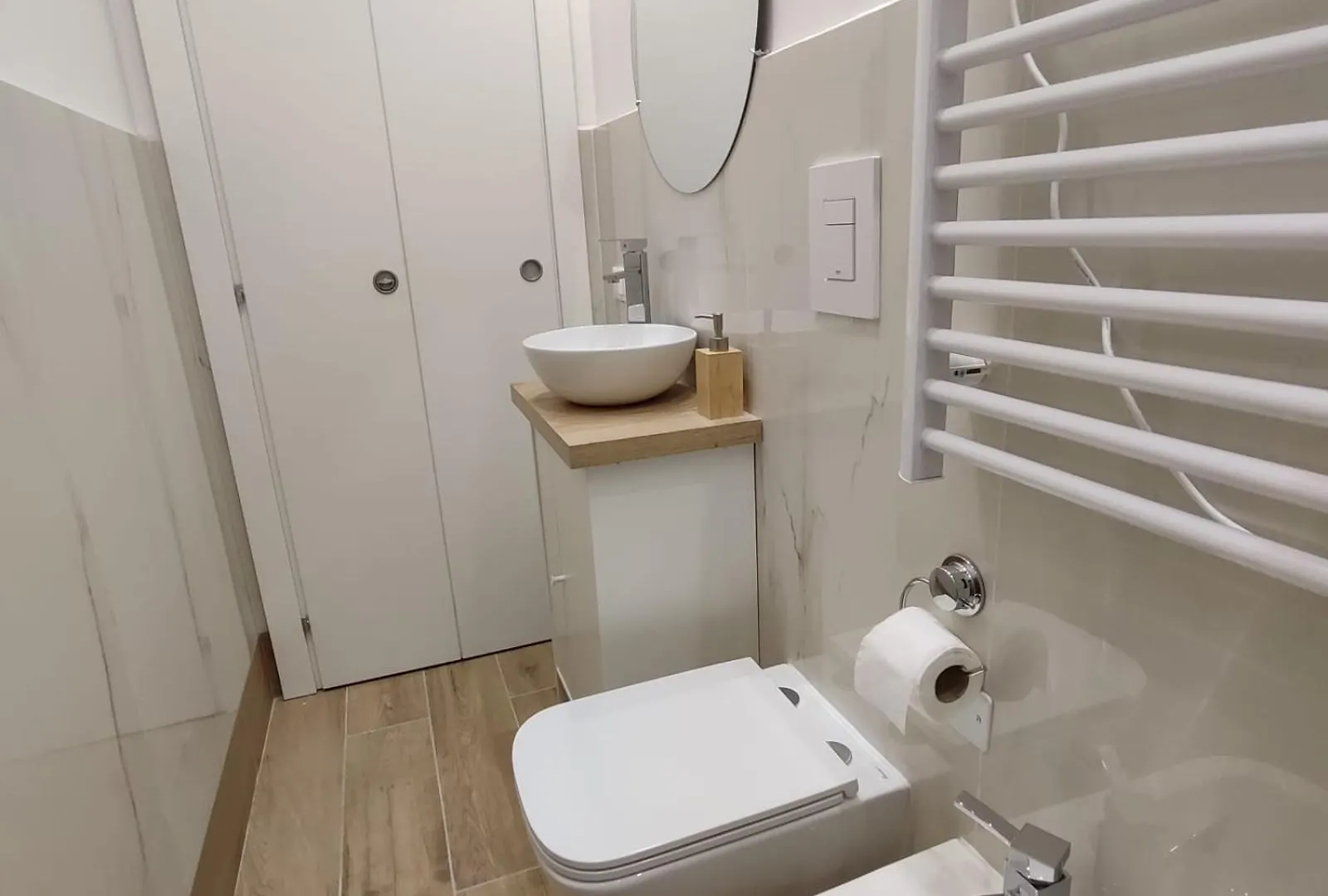 Home In Rome Guest house
